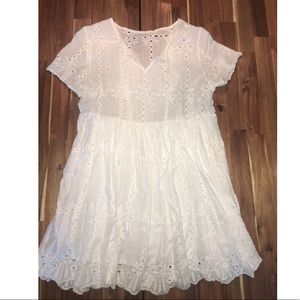 Short sleeve white floral dress